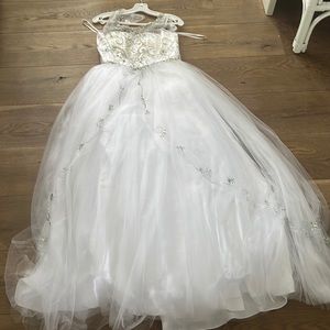 White dress size 16